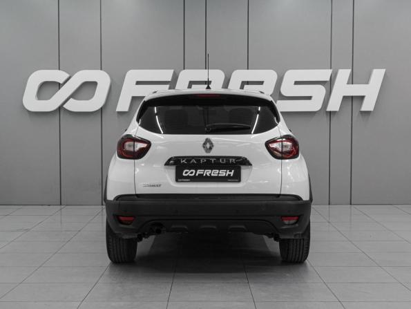 Renault Kaptur I с пробегом 2018 года, цена 1 249 000 рублей, 185423 км, внедорожник, Автокод Объявления
