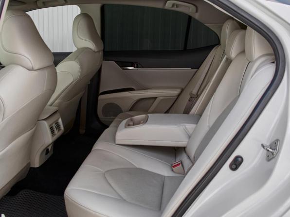 Toyota Camry VIII (XV70) Рестайлинг с пробегом 2022 года, цена 3 320 000 рублей, 42732 км, седан, Автокод Объявления