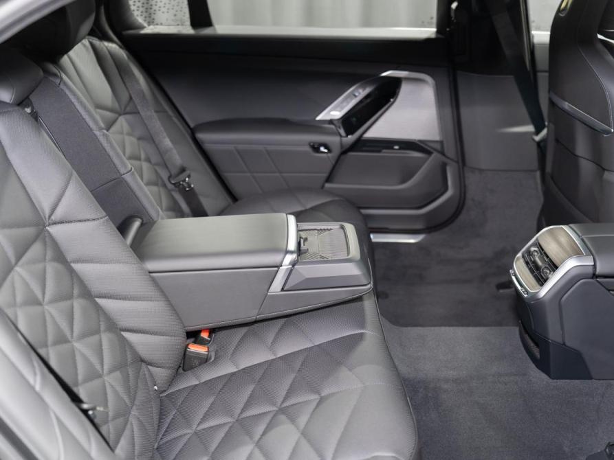 BMW 7 серии VII (G70) Москва  - изображение 21