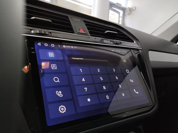 Volkswagen Tiguan II с пробегом 2018 года, цена 2 400 000 рублей, 159467 км, внедорожник, Автокод Объявления