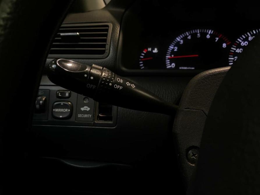 Toyota Corolla IX (E120 E130) Рестайлинг Челябинск  - изображение 12