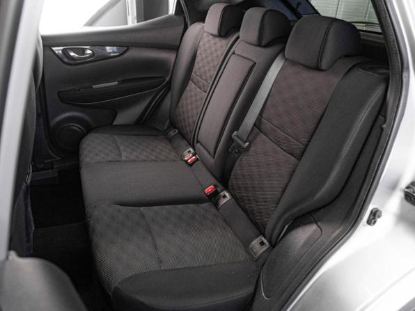 Nissan Qashqai II с пробегом 2015 года, цена 1 499 000 рублей, 170111 км, внедорожник, Автокод Объявления
