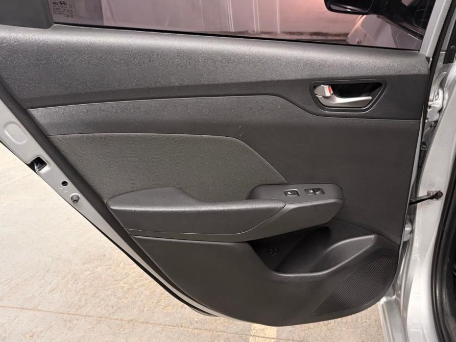 Hyundai Solaris II Екатеринбург  - изображение 16