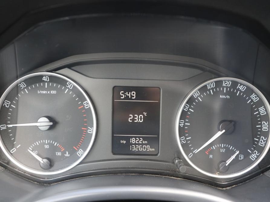 Skoda Octavia II (A5) Рестайлинг Москва  - изображение 15