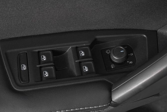Volkswagen Tiguan II Рестайлинг с пробегом 2021 года, цена 2 849 000 рублей, 54700 км, внедорожник, Автокод Объявления