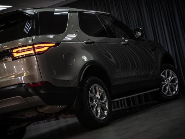 Land Rover Discovery V с пробегом 2017 года, цена 3 885 000 рублей, 109254 км, внедорожник, Автокод Объявления