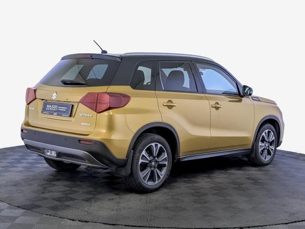 Suzuki Vitara II Рестайлинг с пробегом 2021 года, цена 2 100 000 рублей, 46190 км, внедорожник, Автокод Объявления