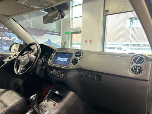 Volkswagen Tiguan I Рестайлинг с пробегом 2013 года, цена 1 370 000 рублей, 175826 км, внедорожник, Автокод Объявления