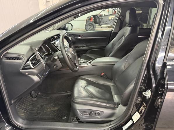 Toyota Camry VIII (XV70) с пробегом 2019 года, цена 2 977 000 рублей, 93000 км, седан, Автокод Объявления