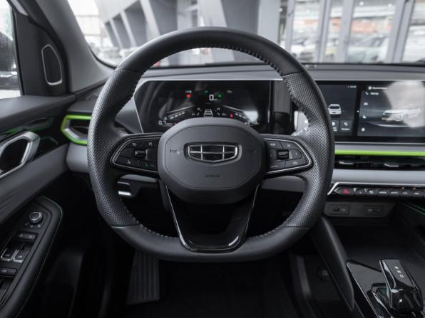 Geely Coolray I Рестайлинг с пробегом 2024 года, цена 2 180 000 рублей, 17001 км, внедорожник, Автокод Объявления