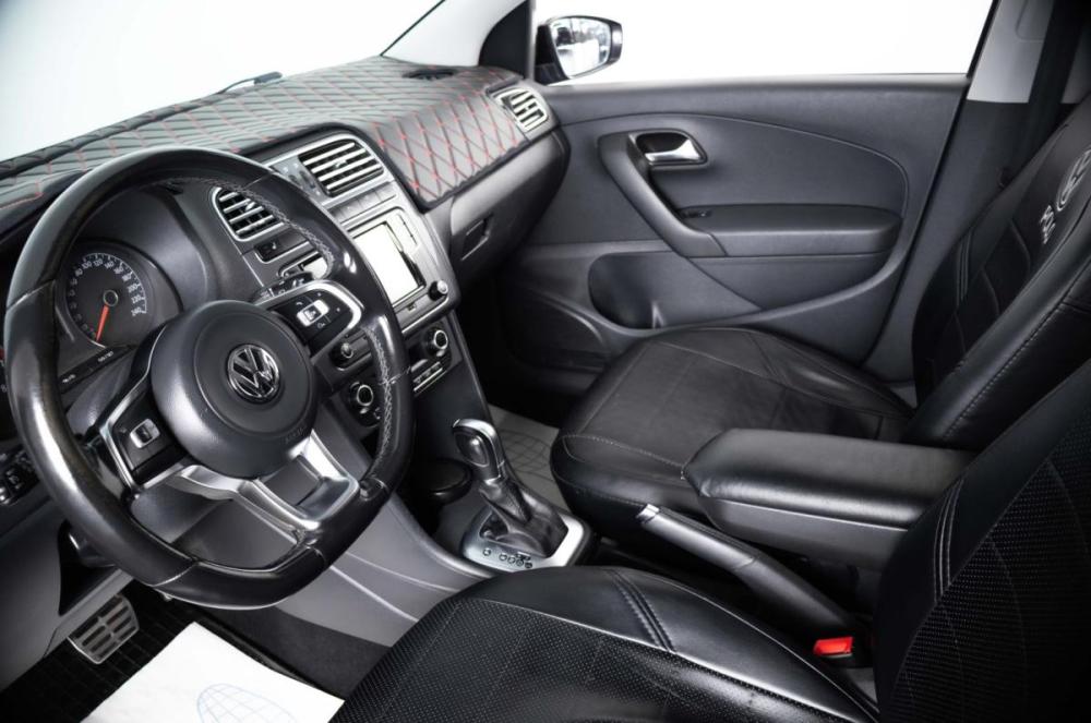 Volkswagen Polo V Рестайлинг Пермь  - изображение 8