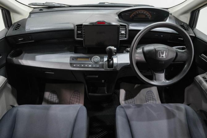 Honda Freed I с пробегом 2008 года, цена 899 000 рублей, 180000 км, компактвэн, Автокод Объявления