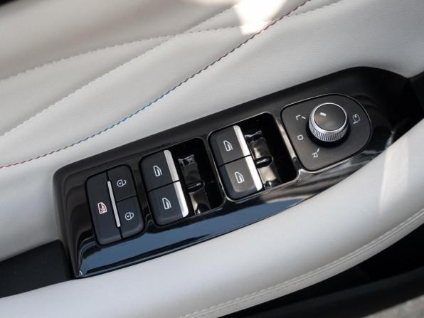 Geely Monjaro I с пробегом 2023 года, цена 3 110 000 рублей, 39583 км, внедорожник, Автокод Объявления