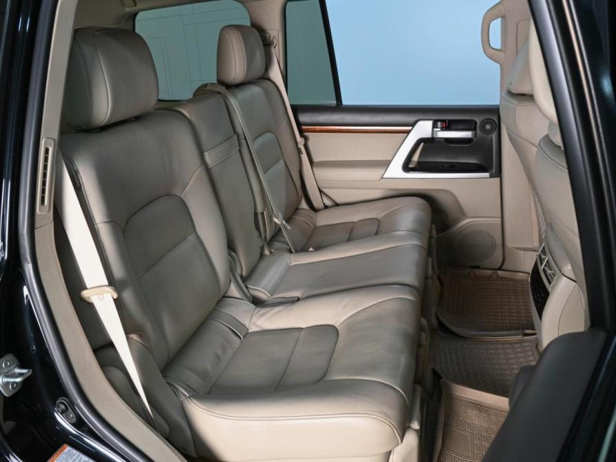 Toyota Land Cruiser 200 Series Рестайлинг 2 Ростов-на-Дону  - изображение 7