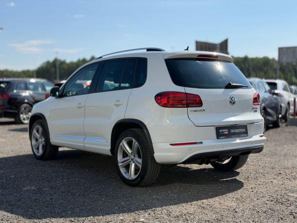 Volkswagen Tiguan I Рестайлинг с пробегом 2016 года, цена 1 295 000 рублей, 234000 км, внедорожник, Автокод Объявления