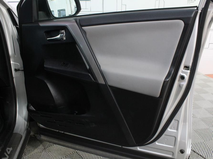 Toyota RAV4 IV (XA40) Рестайлинг Москва  - изображение 27