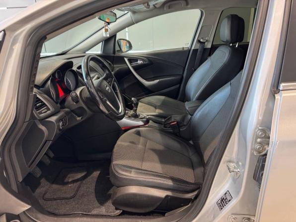 Opel Astra J с пробегом 2012 года, цена 459 000 рублей, 311000 км, хэтчбек, Автокод Объявления