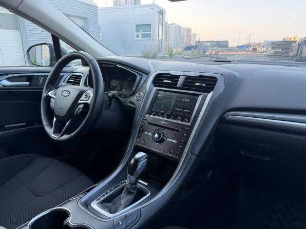 Ford Mondeo V с пробегом 2017 года, цена 1 295 000 рублей, 244735 км, седан, Автокод Объявления