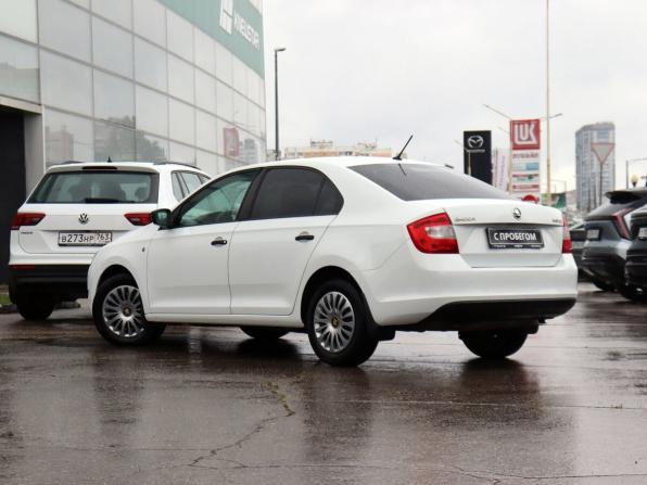 Skoda Rapid I с пробегом 2016 года, цена 950 000 рублей, 167660 км, лифтбек, Автокод Объявления