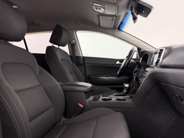 Kia Sportage IV с пробегом 2018 года, цена 1 900 000 рублей, 125000 км, внедорожник, Автокод Объявления