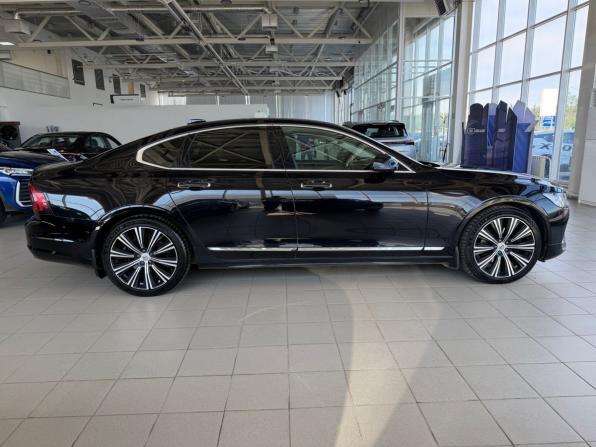 Volvo S90 II Рестайлинг с пробегом 2021 года, цена 4 195 900 рублей, 88625 км, седан, Автокод Объявления