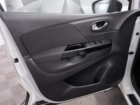 Renault Kaptur I Рестайлинг с пробегом 2021 года, цена 1 425 000 рублей, 47565 км, внедорожник, Автокод Объявления