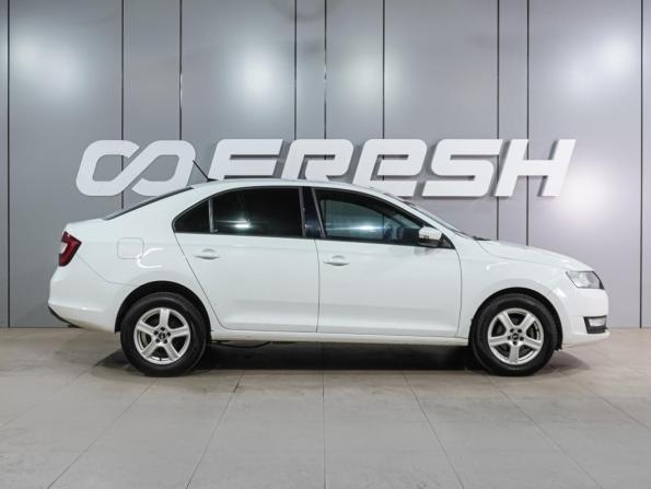 Skoda Rapid I Рестайлинг с пробегом 2018 года, цена 779 000 рублей, 331639 км, лифтбек, Автокод Объявления