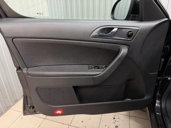 Skoda Yeti I с пробегом 2012 года, цена 858 000 рублей, 179734 км, внедорожник, Автокод Объявления