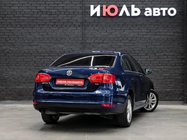 Volkswagen Jetta VI с пробегом 2011 года, цена 950 000 рублей, 252921 км, седан, Автокод Объявления