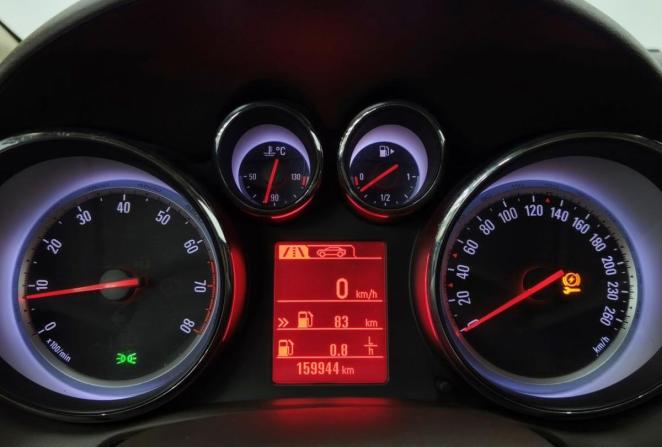 Opel Astra J Рестайлинг с пробегом 2013 года, цена 700 000 рублей, 159944 км, хэтчбек, Автокод Объявления