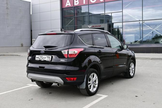 Ford Kuga II Рестайлинг с пробегом 2019 года, цена 1 780 000 рублей, 86000 км, внедорожник, Автокод Объявления