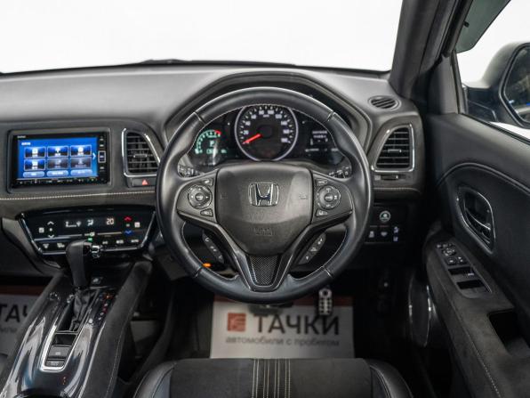 Honda Vezel I Рестайлинг с пробегом 2020 года, цена 2 100 000 рублей, 52550 км, внедорожник, Автокод Объявления