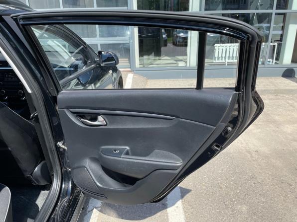 Kia Rio IV Рестайлинг с пробегом 2021 года, цена 1 645 000 рублей, 85203 км, хэтчбек, Автокод Объявления