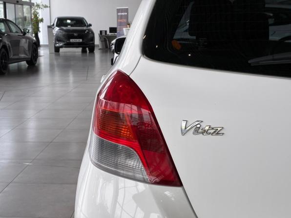 Toyota Vitz II (XP90) с пробегом 2009 года, цена 645 000 рублей, 173000 км, хэтчбек, Автокод Объявления