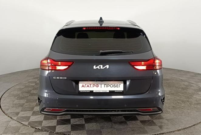 Kia Ceed III Рестайлинг с пробегом 2022 года, цена 2 150 000 рублей, 70128 км, универсал, Автокод Объявления