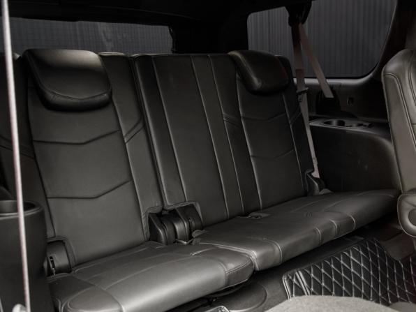 Cadillac Escalade IV с пробегом 2016 года, цена 3 850 000 рублей, 247759 км, внедорожник, Автокод Объявления