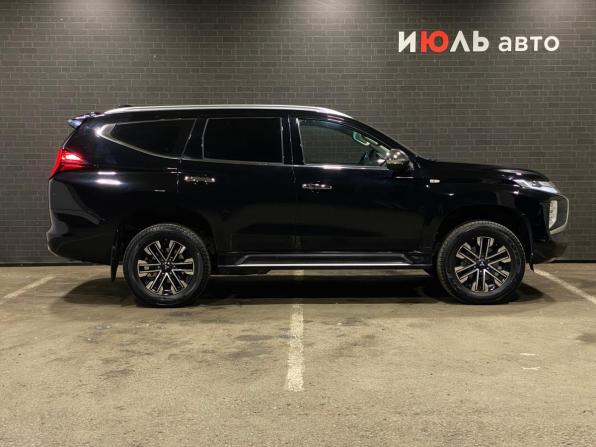 Mitsubishi Montero Sport III Рестайлинг с пробегом 2022 года, цена 4 450 000 рублей, 61608 км, внедорожник, Автокод Объявления