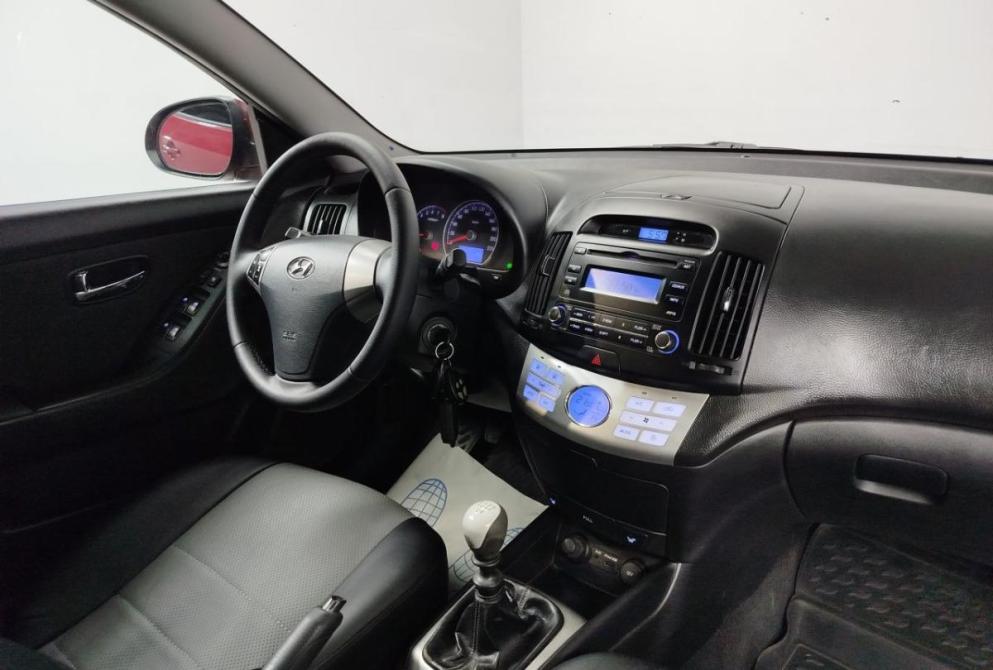Hyundai Elantra IV (HD) Саратов  - изображение 14