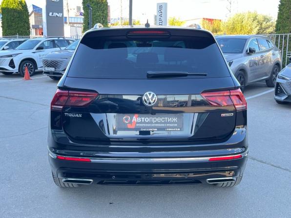 Volkswagen Tiguan II с пробегом 2018 года, цена 2 300 000 рублей, 202289 км, внедорожник, Автокод Объявления