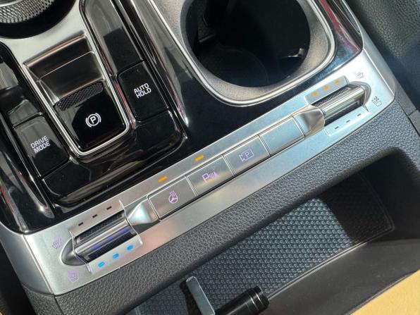 Kia Carnival IV с пробегом 2021 года, цена 4 649 000 рублей, 92735 км, минивэн, Автокод Объявления
