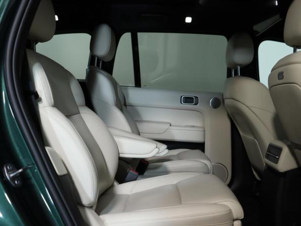 Li Auto (Lixiang) L9 I с пробегом 2023 года, цена 5 500 000 рублей, 92128 км, внедорожник, Автокод Объявления