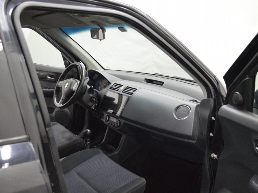 Suzuki Swift III Санкт-Петербург  - изображение 10