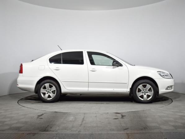 Skoda Octavia II (A5) Рестайлинг с пробегом 2012 года, цена 629 000 рублей, 279876 км, лифтбек, Автокод Объявления
