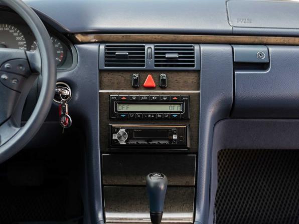 Mercedes-Benz E-Класс II (W210 S210) с пробегом 1999 года, цена 500 000 рублей, 373000 км, седан, Автокод Объявления