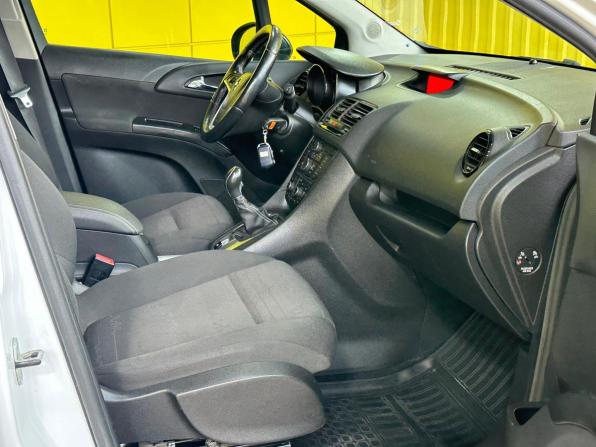 Opel Meriva B Рестайлинг с пробегом 2013 года, цена 748 000 рублей, 136000 км, минивэн, Автокод Объявления