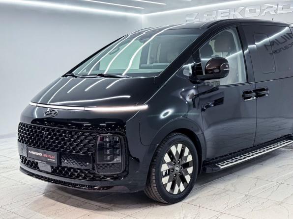 Hyundai Staria I с пробегом 2022 года, цена 6 100 000 рублей, 66140 км, минивэн, Автокод Объявления