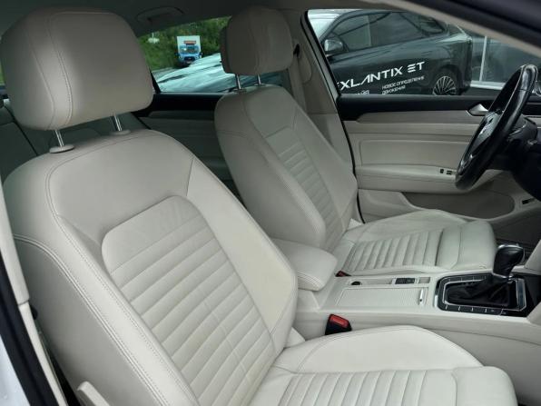 Volkswagen Passat B8 с пробегом 2018 года, цена 1 899 000 рублей, 206018 км, седан, Автокод Объявления