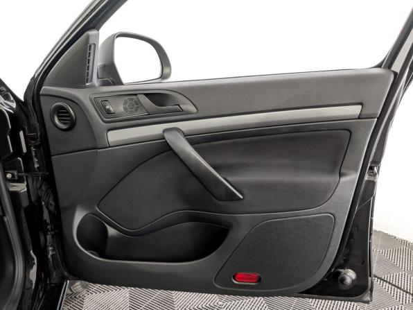 Skoda Octavia II (A5) Рестайлинг с пробегом 2011 года, цена 1 160 000 рублей, 107050 км, лифтбек, Автокод Объявления