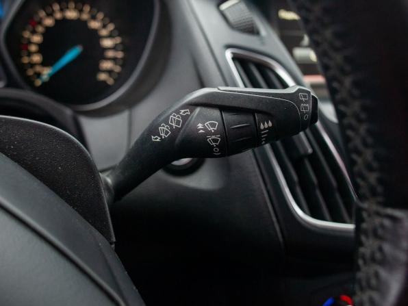 Ford Focus III Рестайлинг с пробегом 2016 года, цена 940 000 рублей, 173698 км, хэтчбек, Автокод Объявления