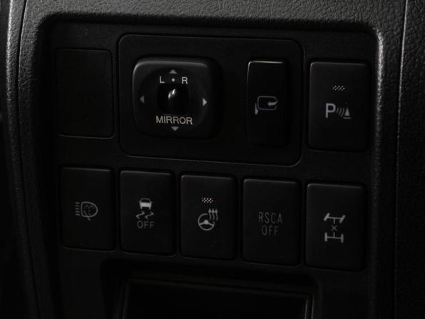 Toyota Land Cruiser 200 Series Рестайлинг 1 с пробегом 2012 года, цена 2 949 000 рублей, 385132 км, внедорожник, Автокод Объявления